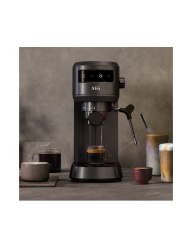 CAFETIERE AEG SÉRIE 6000 15BARS